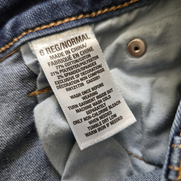 Aeropostale Blue Distressed Skinny Jeans Women's Size 6 - Picture 3 of 6